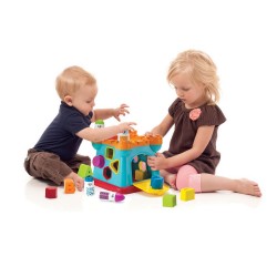 Infantino Activity Shape Sorting Castle